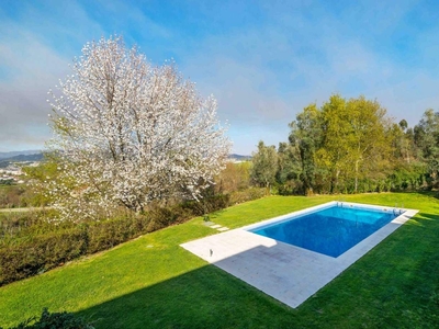 Moradia contemporânea de luxo com jardim e piscina, Ponte da Barca