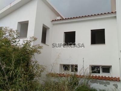 Moradia T3 Duplex à venda em Vilarouco e Pereiros