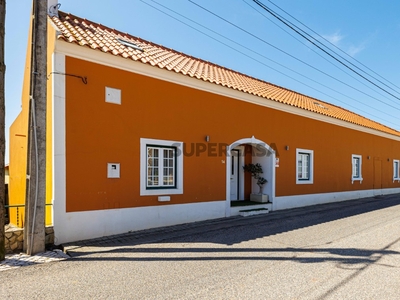 Moradia T5 à venda na Rua das Flores