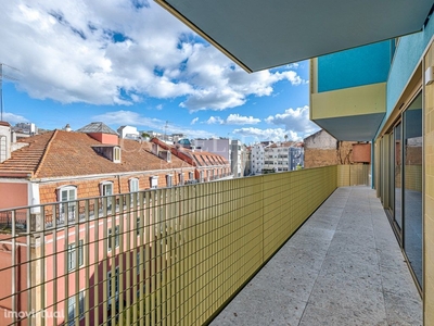 Apartamento T3 com varanda e garagem perto da Marquês de ...