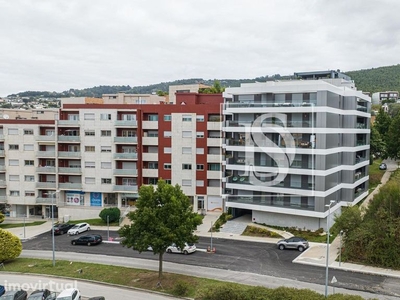 Apartamento T3 Semi novo em Fraião, Braga