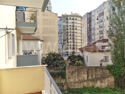 Apartamento T4 / Sintra, Agualva e Mira-Sintra