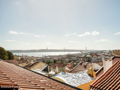 Apartamento T2 com estacionamento no Príncipe Real, Lisboa