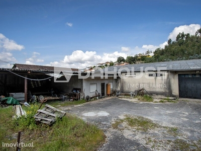 Armazém em Vilarinho, Santo Tirso.