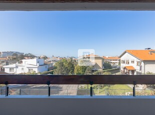 Apartamento T3+1 Vistas Mar em Cristo-Rei na Foz do Douro