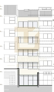 Apartamento T2 Duplex, com Varandas, 2 Frentes na  Rua da Alegria, Pró