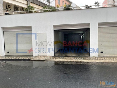 Garagem, como nova, para venda, Lisboa - S. Domingos de Benfica
