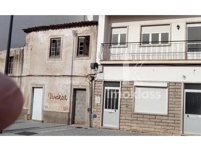 Casa para alugar em Alcains, Portugal