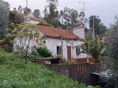 Moradia T2 / Abrantes, Abrantes (São Vicente e São João) e Alferrarede