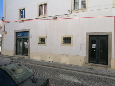 Loja / Comercio e serviços para Arrendar no Centro Histórico de Évora