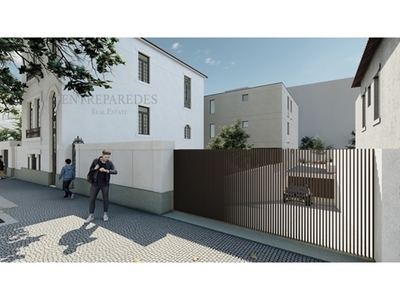 Para comprar apartamento T1 em Matosinhos com garagem e varanda - menos de 1,5Km da praia