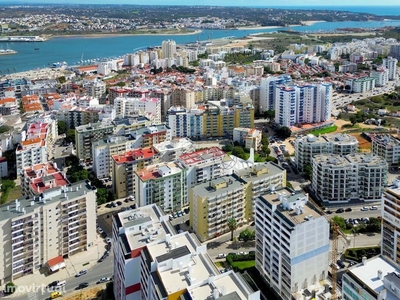 Apartamento T1 com vistas soberbas em Portimão