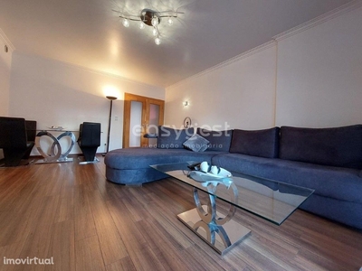 Apartamento T2 com 85,01 m2 com garagem box na Ramada - O...