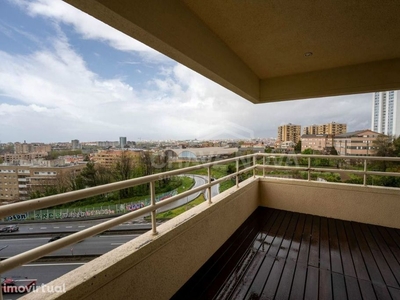 LA Apartamento 4 Quartos, para Compra, V N Gaia, Santa Marinha
