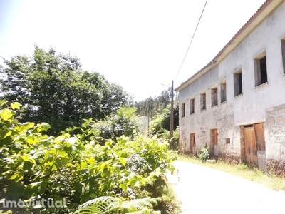 Moradia de Granito em Aveloso, São Pedro do Sul