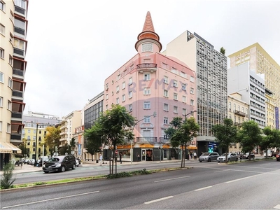 Apartamento T3 de luxo para arrendar em Avenidas Novas, Lisboa
