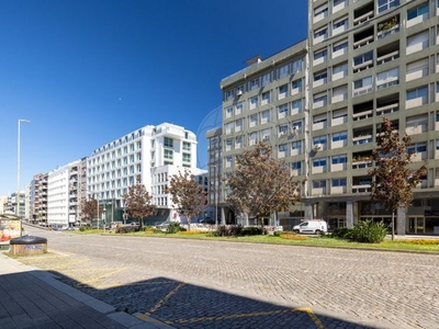 Apartamento T3 à venda em Cedofeita, Santo Ildefonso, Sé, Miragaia, São Nicolau e Vitória, Porto