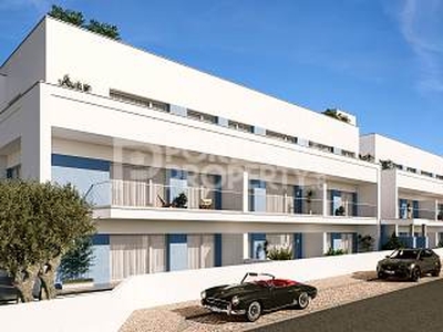 Apartamentos novos à beira-mar em São Martinho do Porto - apenas a 5 minutos da praia