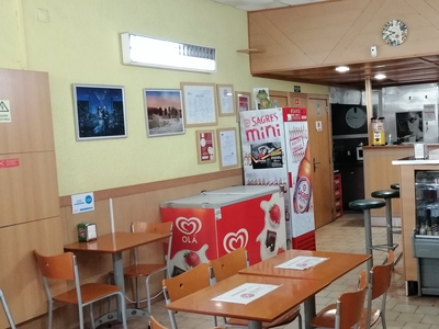 loja com comercio (café) em Caparide, S. Domingos de Rana.