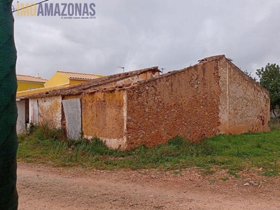 Terreno com ruína e projeto aprovado Sítio da Figueirinha- S. B. Messines