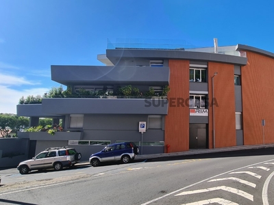 Apartamento T1 para arrendamento em Funchal (Sé)