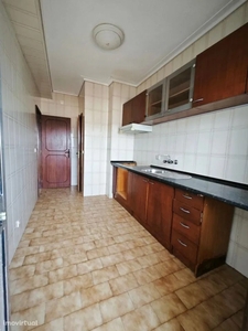 Apartamento para alugar em Oliveira do Douro, Portugal