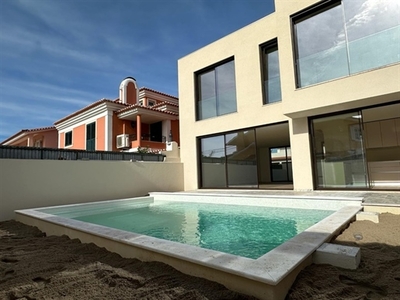 Villa T4 com piscina - Aldeia do Juzo - Cascais