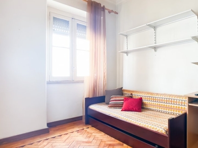 Apartamento com 2 quartos para alugar em Benfica, Lisboa