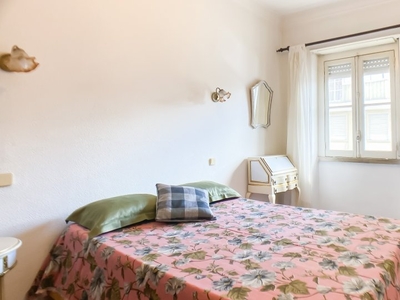 Apartamento com 2 quartos para alugar em Benfica, Lisboa