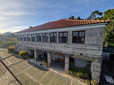 Quinta T4 em Santa Marta de Portuzelo de 434 m²