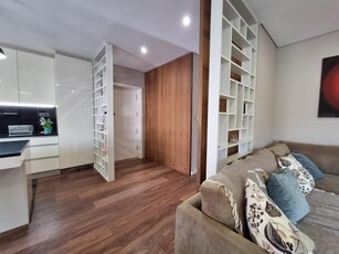 Apartamento T3 totalmente mobilado e equipado para arrendar, localizado em Canelas!