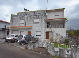 Casa tradicional T5 em Miranda do Corvo de 160 m²