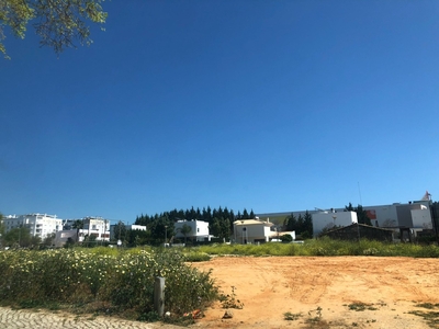 Lote com viabilidade de grande construção, para venda em Loulé, Algarve